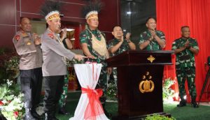 Kapolri Bersama Panglima TNI dan Para Kepala Staf Angkatan Resmikan Gedung Baru Polda Papua