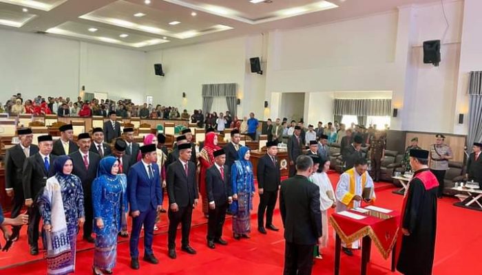 25 Anggota DPRD Koltim Periode 2024-2029 Resmi Dilantik