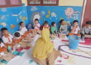 Pemkab Kolaka Utara Lanjutkan Makan Siang Gratis dan Bergizi Bagi Siswa PAUD, SD dan SMP