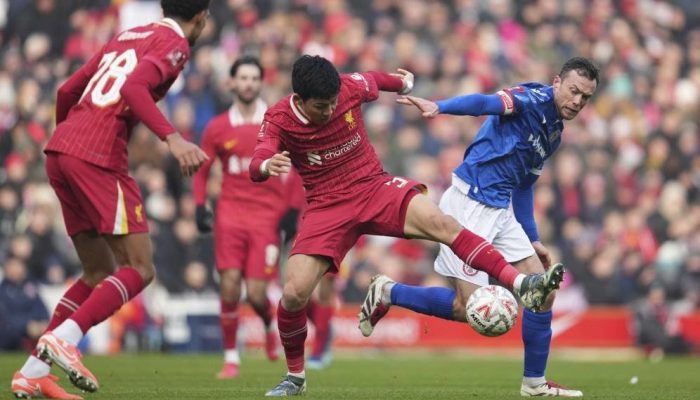 Prediksi Plymouth vs Liverpool: The Reds Berpeluang Menang Telak di Piala FA 2024-2025