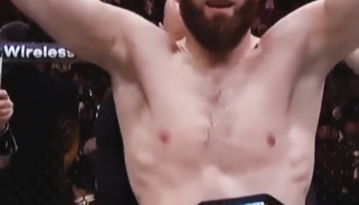 Ankalaev Rebut Gelar Juara Kelas Berat Ringan UFC 313 dari Pereira