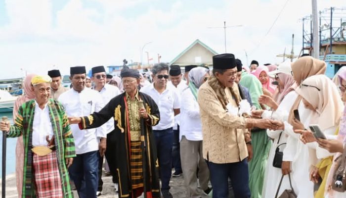 Wakil Gubernur Sultra Kunjungan Kerja ke Tomia: Pulang Kampung dan Safari Ramadhan