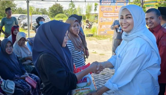 Jelang Lebaran, Sekda Chadidjah Launching Pelaksanaan Operasi Pasar Murah di 25 Kecamatan