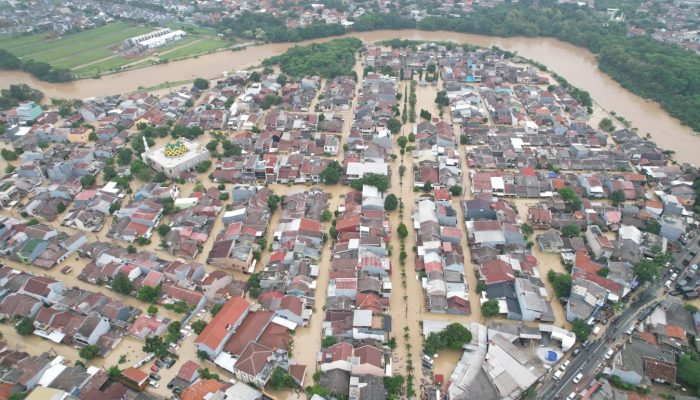 Banjir Jabodetabek Bukti Kegagalan Tata Kelola Lingkungan, Greenpress: Saatnya Solusi Berkelanjutan