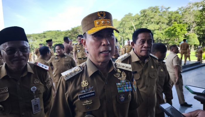 Gubernur Sultra ASR Janji Beri Reward Bagi ASN yang Disiplin Menjalankan Tugas