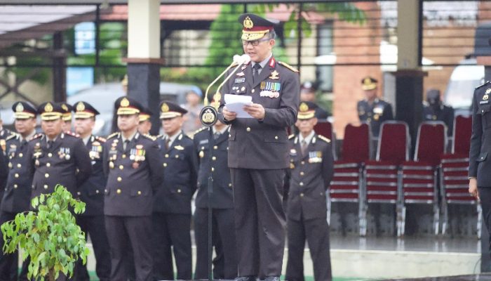 Polda Sultra Gelar Upacara Hari Kebangkitan Nasional ke-117, Wakapolda Sampaikan Amanat Menteri Komdigi