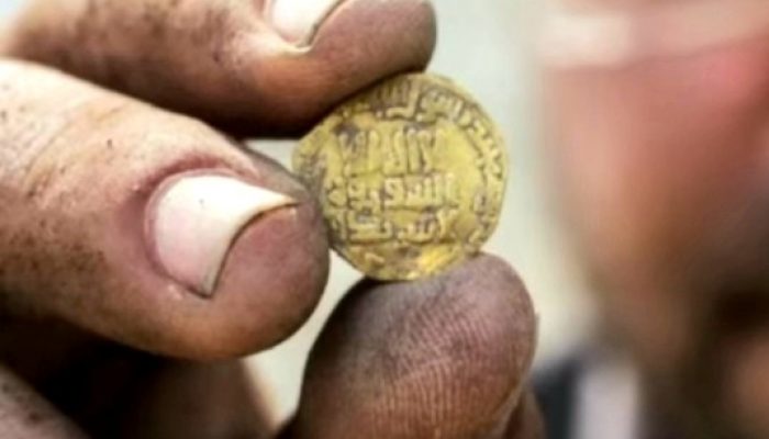 Emas dari Masa Lalu: Kisah Penemuan Harta Karun Abbasiyah di Yavne