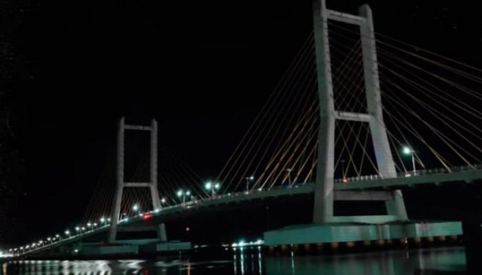 JEMBATAN BAHTERAMAS KENDARI “SPOT FAVORIT” BUNUH DIRI REMAJA : DARI IKON KOTA HINGGA SIMBOL KEPUTUSASAAN