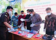 Kejari Baubau Musnahkan BB/BR Perkara Tipidum