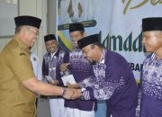 Baubau Lepas 143 Calon Haji, Wali Kota Ingatkan Jaga Nama Baik Bangsa dan Perbanyak Sabar