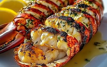 Lobster Panggang Bawang Putih dan Rempah: Pesta Rasa yang Mewah 8 FB IMG 1748612440919