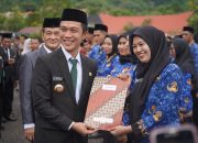 Moment Harla Pancasila, Bupati Konut Serahkan SK CPNS