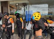 Tukang Parkir di Kendari Kepergok Bawa Sajam Saat Patroli Satgas