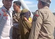 Mencekam! Wanita Bercadar Hendak Lompat dari Jembatan Teluk Kendari Sambil Gendong Anak, Sehari Jelang Idul Adha