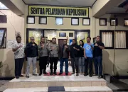 Kapolda Sultra Kunjungi Mapolsek Mandonga Beri Arahan dan Motivasi Personil Agar Bekerja Profesional