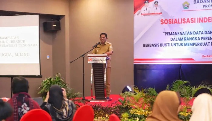 Wagub Sultra Buka Sosialisasi IDSD, Tegaskan Pentingnya Data untuk Perkuat Daya Saing Daerah