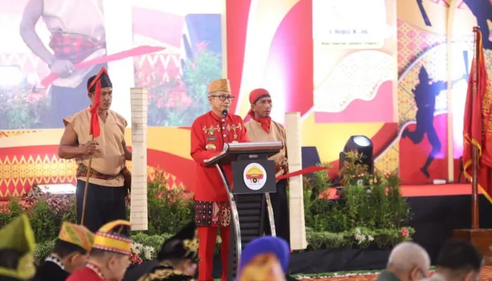 Mengukuhkan Pilar Adat: DPP Lembaga Adat Tolaki Resmi Dilantik, Siap Bersinergi dengan Pembangunan Daerah