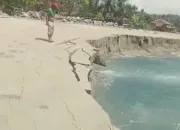 Pantai Laimeo Diterjang Abrasi Ekstrem, Warga Panik dan Bangunan Tumbang