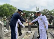 Jelang HUT TNI ke-80 Personel TNI-Polri Gelar Ziarah Ke TMP Watubangga Kendari