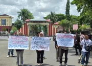 AJI dan Berbagai Jurnalis di Kendari Berunjuk Rasa Tuntut Permintaan Maaf Gubernur Sultra