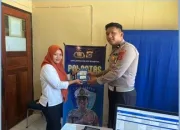 Masyarakat Apresiasi Program “Polantas Menyapa” di Mapolresta Kendari