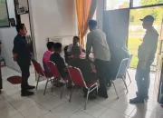 Ditpolairud Polda Sultra Serahkan Lima Tersangka Kasus Penambangan Pasir Ilegal ke Kejari Buton