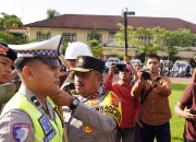 Kapolda Sultra Pimpin Apel Gelar Pasukan Operasi Ketupat Anoa 2026, 3.513 Personel Disiagakan 8 IMG 20260312 WA0012