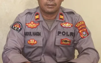 Polisi Cegah Pembakaran Ban Saat Aksi Mahasiswa di Bombana Jelang Shalat Dzuhur