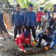 Buaya Masuk Permukiman Warga di Kambu, Damkar Kendari Lakukan Evakuasi