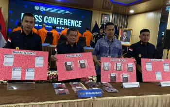 Imigrasi Kendari Amankan 7 WN Tiongkok, Diduga Akan Diselundupkan ke Australia