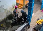 Aksi Dua Maling Motor di Kendari Barat Terekam CCTV 11 IMG 20260712 WA0000