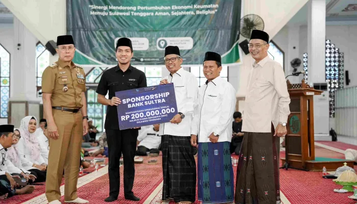 Bank Sultra Salurkan Bantuan Operasional Rp200 Juta untuk MUI Sultra