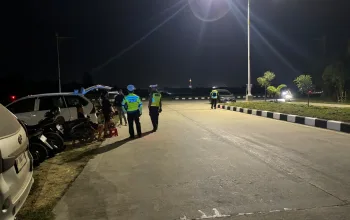 Ditlantas Polda Sultra Intensifkan Patroli Malam Akhir Pekan di Sejumlah Titik Keramaian Kendari 4 IMG 20260726 WA0000